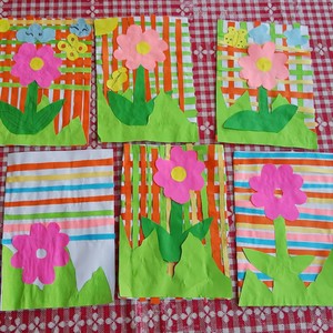 7. wiosenne kwiaty wyklejane z kolorowego papieru.jpg