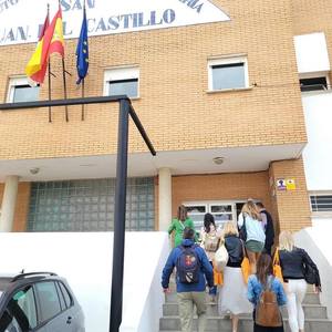 uczniowie i nauczyciele w Hiszpanii (10).jpeg