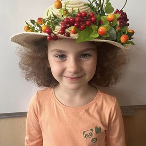 zdjęcie w jesiennym kapeluszu (1).jpg