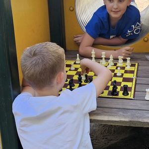 szachy na patio z 3b (6).jpg